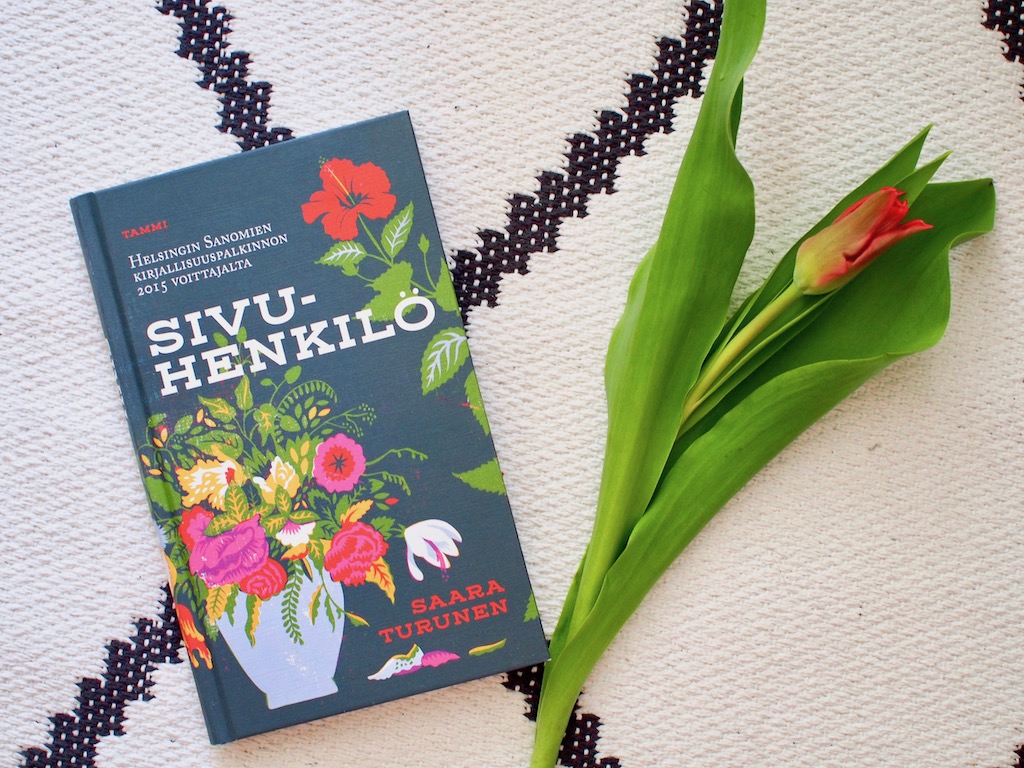 Saara Turusen Sivuhenkilö kysyy, miksi nainen on edelleen&nbsp;marginaalissa